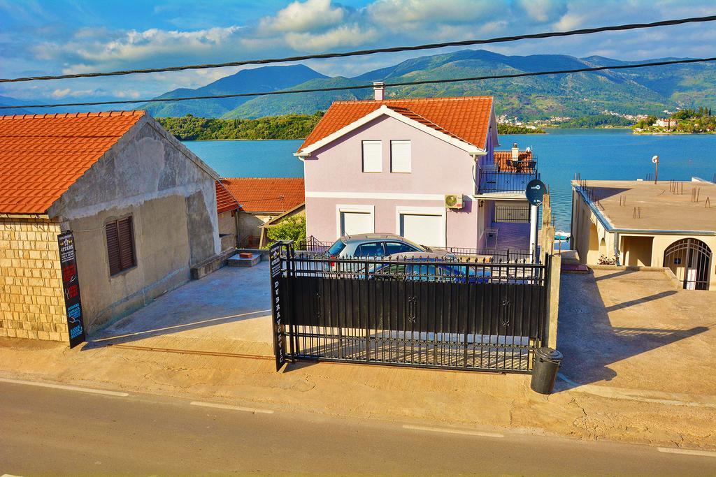 Apartments Bella Di Boka Тиват Экстерьер фото