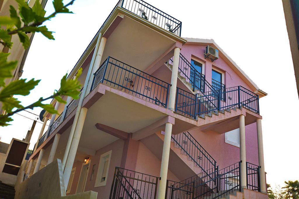 Apartments Bella Di Boka Тиват Экстерьер фото