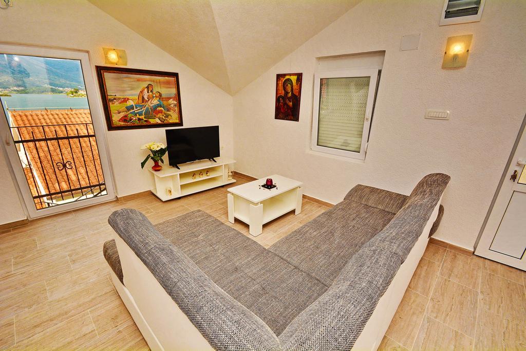 Apartments Bella Di Boka Тиват Экстерьер фото