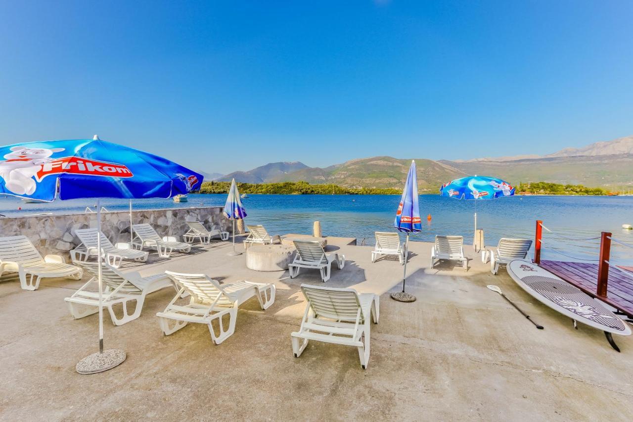Apartments Bella Di Boka Тиват Экстерьер фото