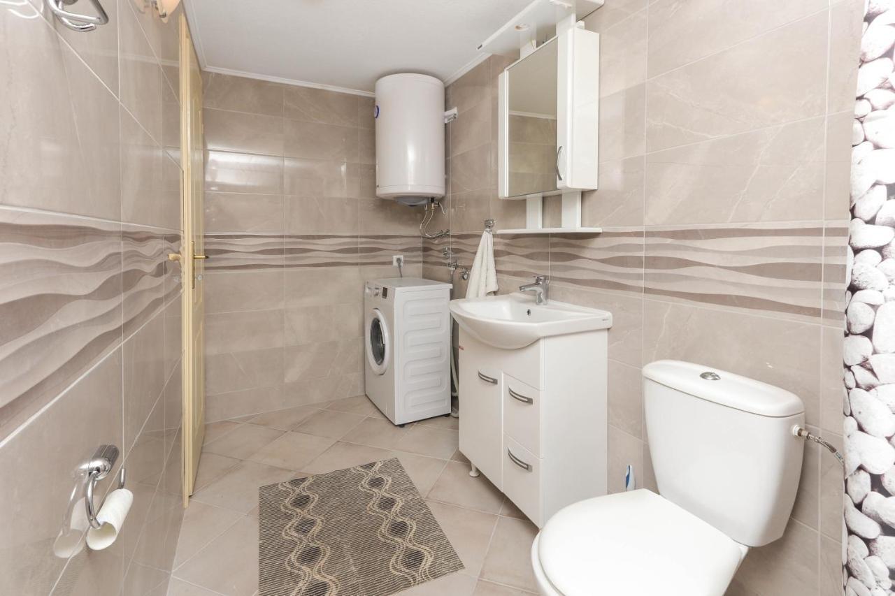 Apartments Bella Di Boka Тиват Экстерьер фото