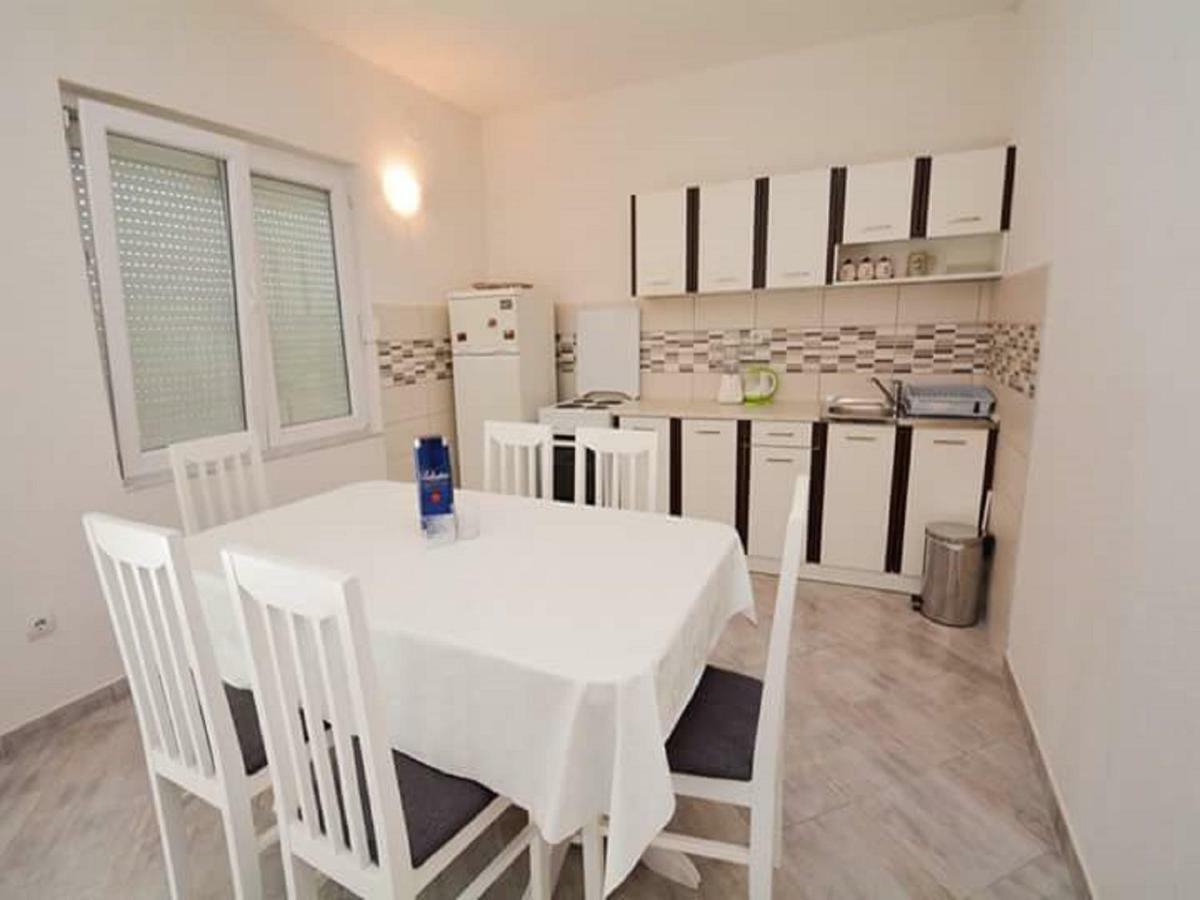 Apartments Bella Di Boka Тиват Экстерьер фото