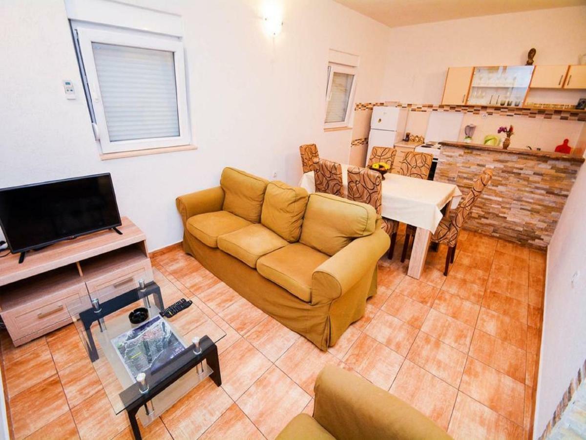 Apartments Bella Di Boka Тиват Экстерьер фото